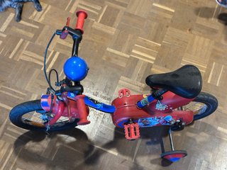 Bicicleta infantil 14” con ruedines y luces