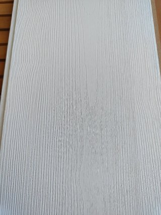 Revestimiento de madera de color blanco