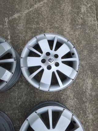 Llantas 16" Renault Laguna 2 ORIGINALES. (Juego