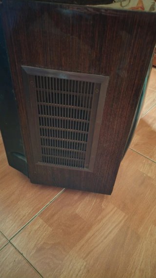 Televisor Antiguo Schneider Marrón