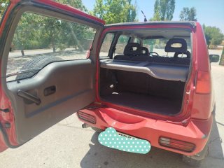 Nissan Terrano II 1995