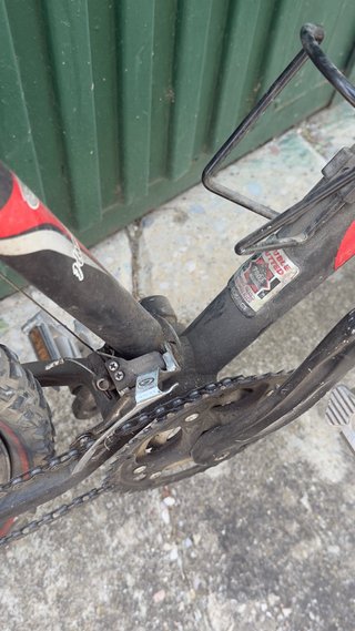 Bicicleta BH Radikal