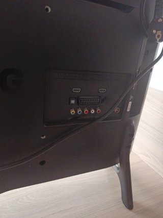 Televisor LG 32'' LED Negro