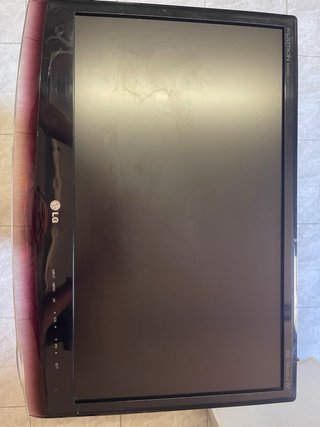 Televisión LG 20 “ más monitor