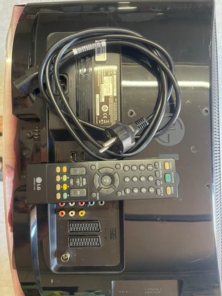 Televisión LG 20 “ más monitor