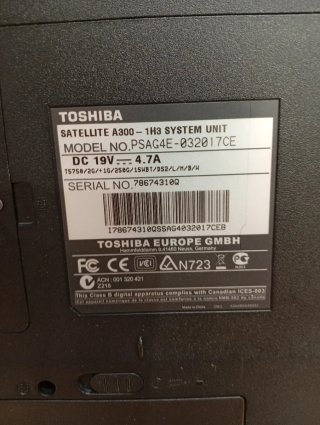 Portátil Toshiba A300 Negro/Gris