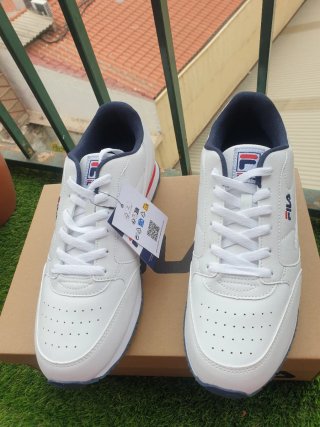 Zapatillas Fila Hombre Blancas