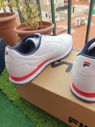 Zapatillas Fila Hombre Blancas