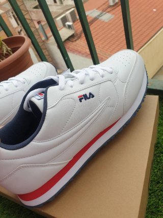 Zapatillas Fila Hombre Blancas