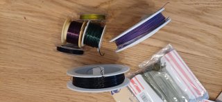 Material para bisutería: cordones y cadenas