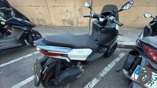 Piaggio MP3 300 HPE
