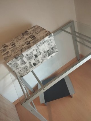 Mesa escritorio cristal y metal