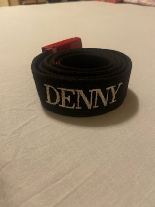 Cintura Denny Rose nera con fibbia rossa 128 cm