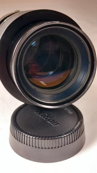 Tamron SP 90mm f/2.5 Macro Nikon