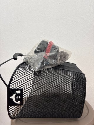 Cesta metálica negra para bicicleta