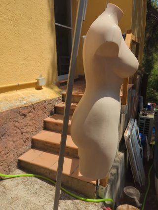 Maniquí mujer talla grande