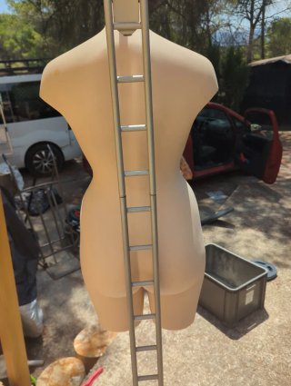 Maniquí mujer talla grande