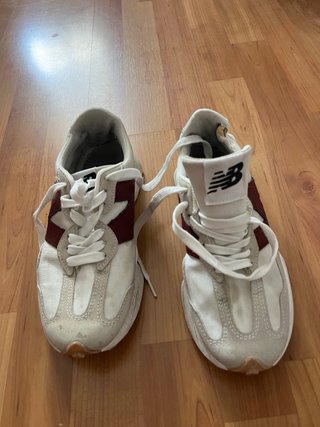 New Balance Bambas Beige y Blanco