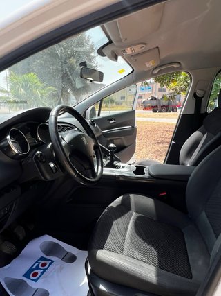 Peugeot 3008 2016