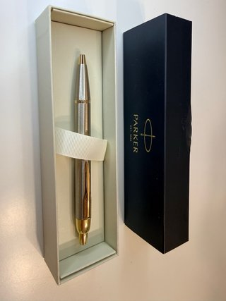 Bolígrafo Parker Jotter Acero y Oro