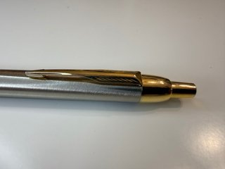 Bolígrafo Parker Jotter Acero y Oro