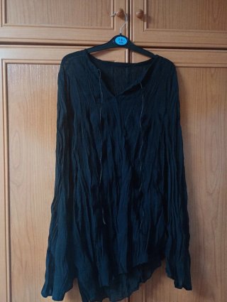 Blusa negra