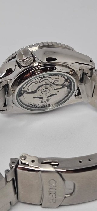 Seiko 5 Sports Automático Negro NUEVO FULLSET!