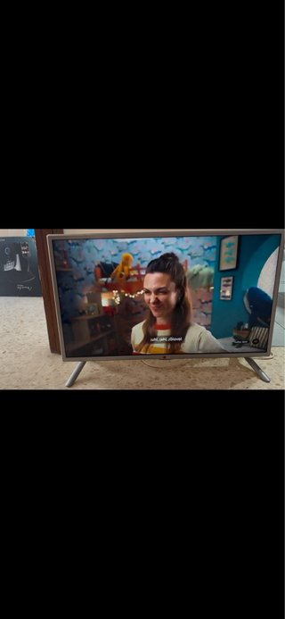 Televisión LG 37 pulgadas Plata