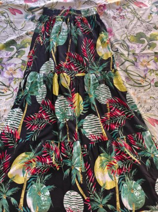 Conjunto Falda y Top Estampado Tropical