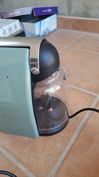 Cafetera Nespresso Krups Essenza