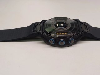 Reloj Garmin mk2i con bisel metálico