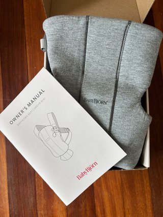 Mochila porteo BabyBjörn Mini COMO NUEVA