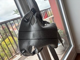 Mochila porteo BabyBjörn Mini COMO NUEVA