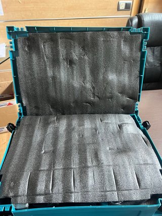 Maletín Makita con herramientas