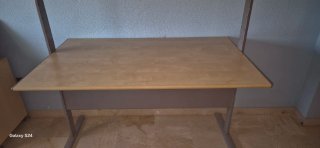 Escritorio madera y metal con 2 estanterías