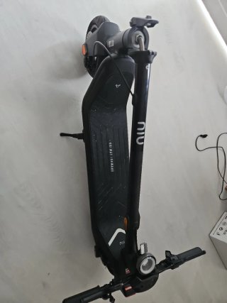 Patinete Eléctrico NIU KQ I3 PRO Negro