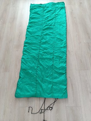 2 Sacos de dormir verdes + REGALO