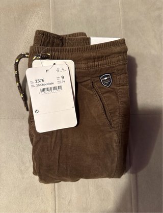 Pantalón bebé Mayoral corduroy marrón