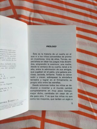 Libro Viaje a la galaxia Azul