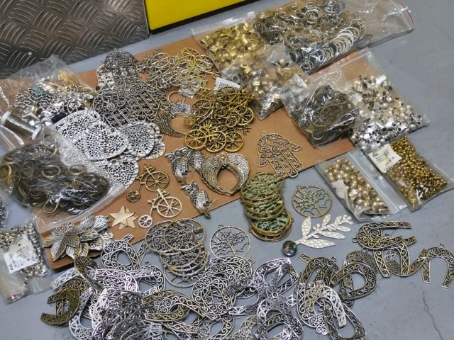 Lote Material Bisutería Joyería DIY manualidades