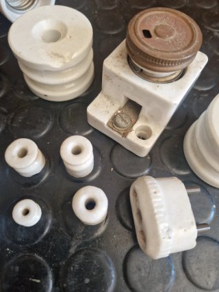 Lote piezas cerámica electricidad