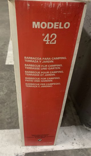 Barbacoa de carbón metálica