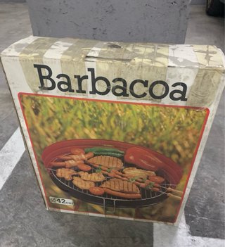 Barbacoa de carbón metálica