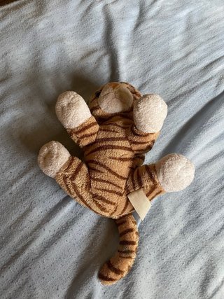Peluche de gato atigrado