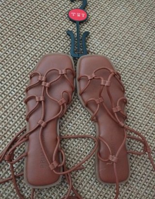 Sandalias planas Primark