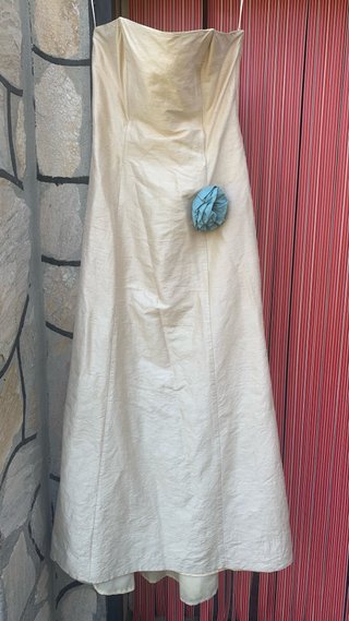 Vestido fiesta beige Corte Inglés