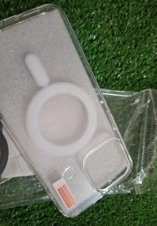 Funda iPhone 16 Pro con Anillo Magnético