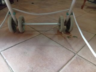 Andador con asiento plegable
