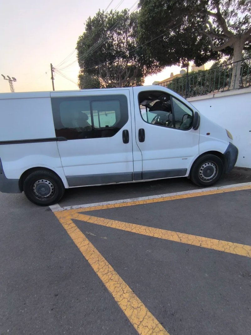Opel Vivaro 2003 - foto 1