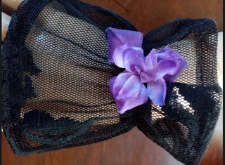 Bracciali pizzo nero fiorellini viola